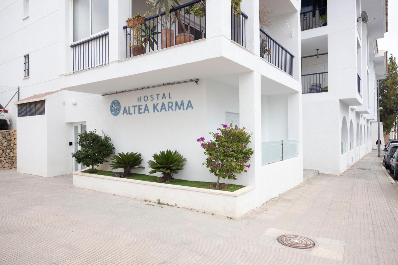 Guest house Karma *